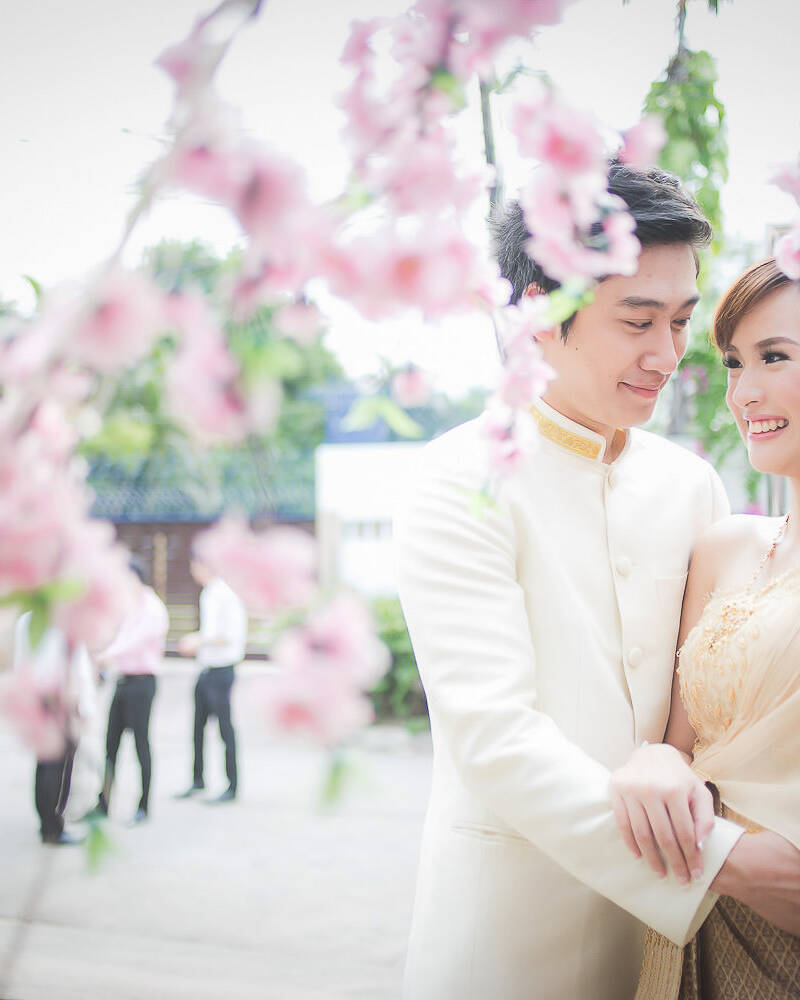 wedding ceremony blossom de suanluang 381 uai Blossom De Suanluang Wedding Ceremony Tukta and Bas