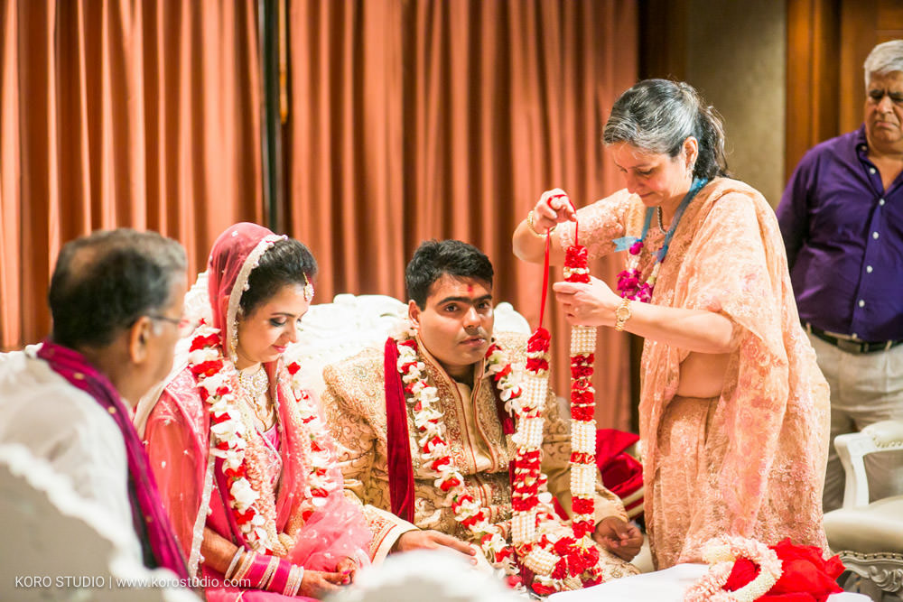 indian-wedding-pheras-mandap-manish-and-neha-anantara-riverside-bangkok