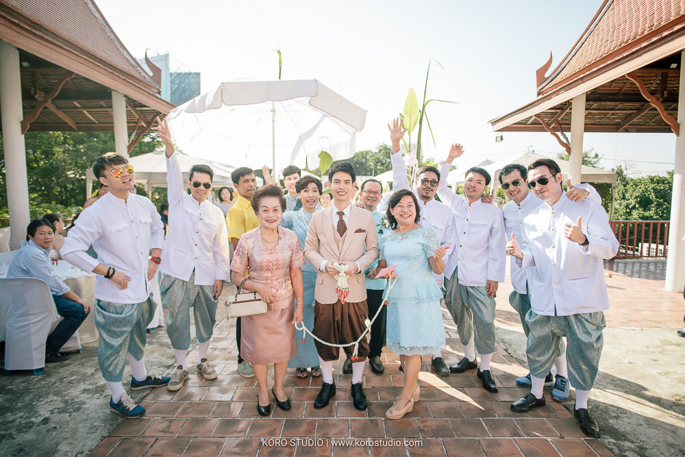 korostudio thai house wedding ceremony ruenjoawsao math ying 117 งานแต่งงานบ้านเรือนไทย พิธีไทย คุณแมท และคุณหญิง เรือนเจ้าสาว รัชวิภา | Thai Wedding Ceremony Math and Ying at Thai House Ruenjoawsao