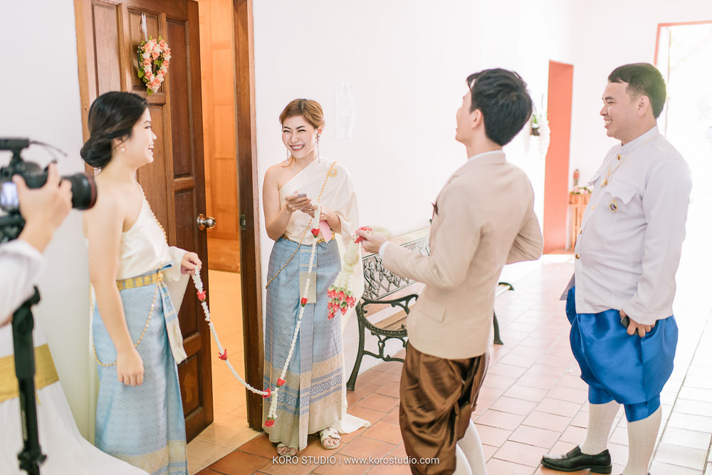 korostudio thai house wedding ceremony ruenjoawsao math ying 128 งานแต่งงานบ้านเรือนไทย พิธีไทย คุณแมท และคุณหญิง เรือนเจ้าสาว รัชวิภา | Thai Wedding Ceremony Math and Ying at Thai House Ruenjoawsao