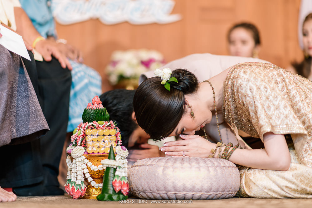 korostudio thai house wedding ceremony ruenjoawsao math ying 177 งานแต่งงานบ้านเรือนไทย พิธีไทย คุณแมท และคุณหญิง เรือนเจ้าสาว รัชวิภา | Thai Wedding Ceremony Math and Ying at Thai House Ruenjoawsao