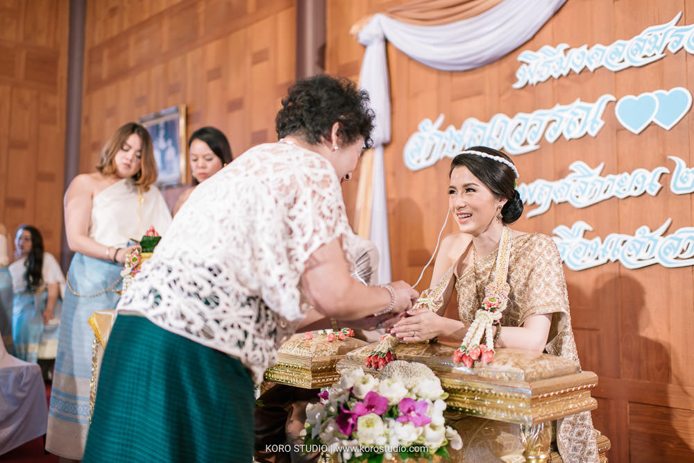 korostudio thai house wedding ceremony ruenjoawsao math ying 190 งานแต่งงานบ้านเรือนไทย พิธีไทย คุณแมท และคุณหญิง เรือนเจ้าสาว รัชวิภา | Thai Wedding Ceremony Math and Ying at Thai House Ruenjoawsao