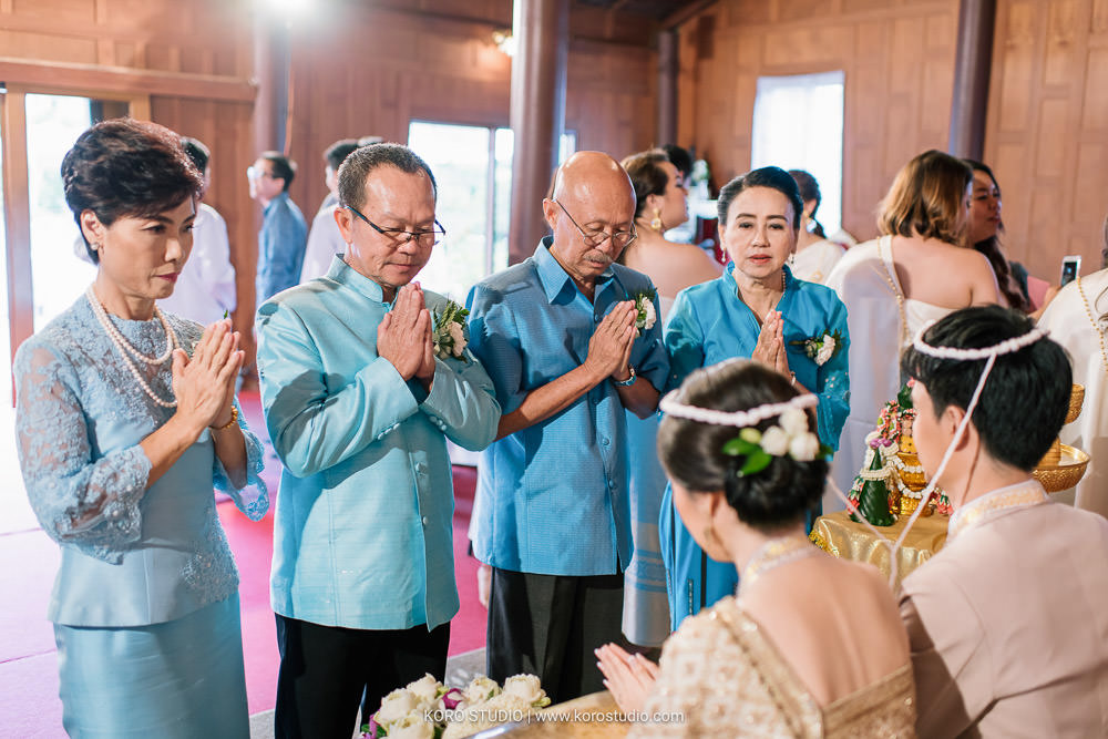 korostudio thai house wedding ceremony ruenjoawsao math ying 206 งานแต่งงานบ้านเรือนไทย พิธีไทย คุณแมท และคุณหญิง เรือนเจ้าสาว รัชวิภา | Thai Wedding Ceremony Math and Ying at Thai House Ruenjoawsao