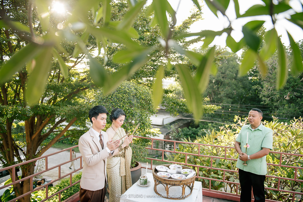 korostudio thai house wedding ceremony ruenjoawsao math ying 65 งานแต่งงานบ้านเรือนไทย พิธีไทย คุณแมท และคุณหญิง เรือนเจ้าสาว รัชวิภา | Thai Wedding Ceremony Math and Ying at Thai House Ruenjoawsao