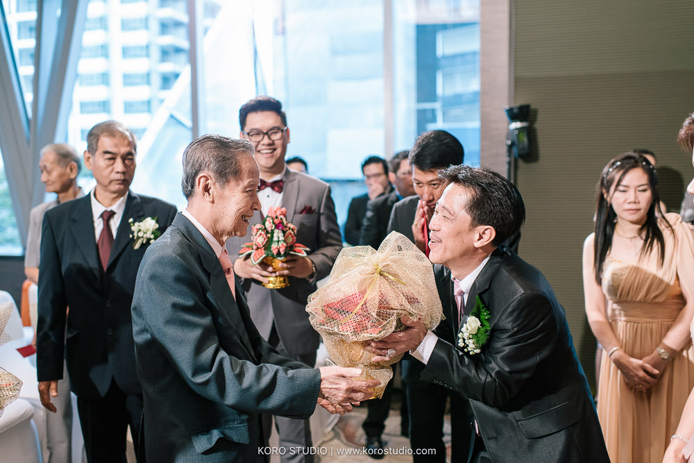 korostudio okura prestige bangkok wedding ceremony mint 41 The Okura Prestige Bangkok Hotel Thai Chinese Wedding Ceremony Mint and Gee | งานแต่งงาน พิธีแบบไทย และพิธีจีน ณ โรงแรมโอกุระ เพรสทีจ กรุงเทพ