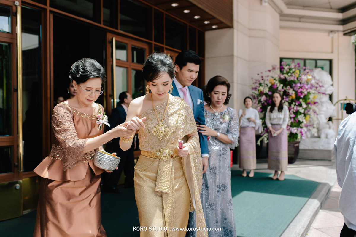 korostudio thai wedding ceremony phan peninsula bangkok 138 Peninsula Bangkok Hotel Thai Wedding Ceremony Phan and Up
