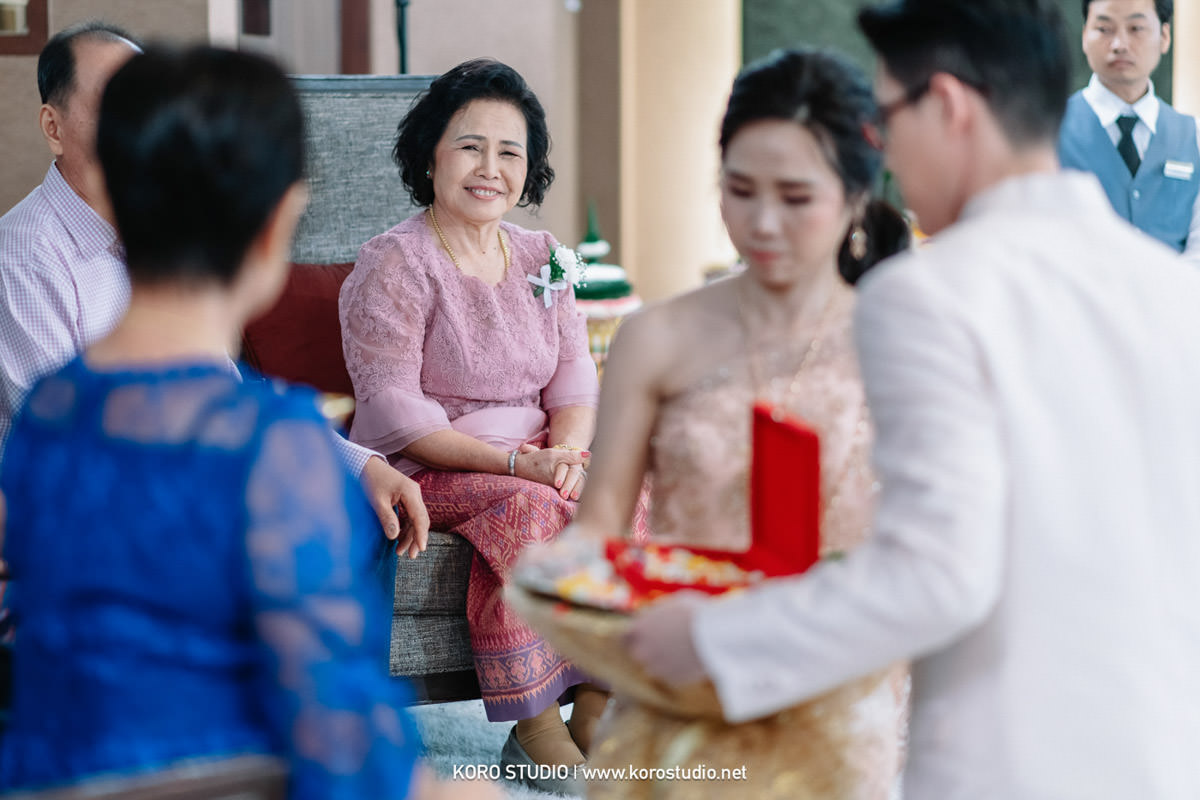 korostudio rama garden wedding ceremony 100 Rama Gardens Hotel Bangkok Thai Wedding Ceremony Ae and Beer