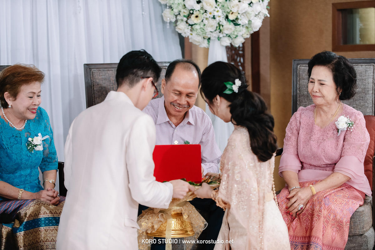 korostudio rama garden wedding ceremony 102 Rama Gardens Hotel Bangkok Thai Wedding Ceremony Ae and Beer