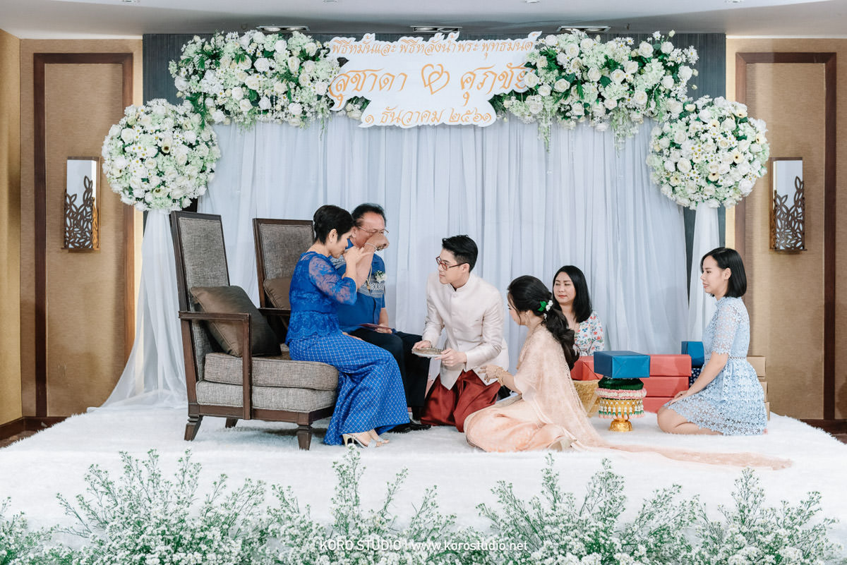 korostudio rama garden wedding ceremony 115 Rama Gardens Hotel Bangkok Thai Wedding Ceremony Ae and Beer