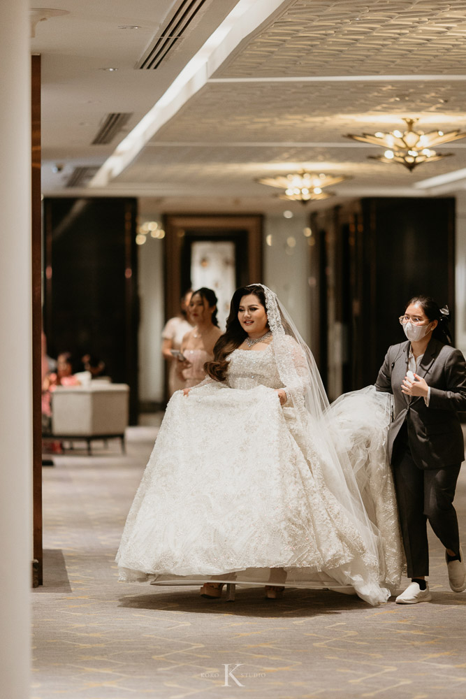 Athenee Hotel Bangkok Wedding of Sasa and Pop