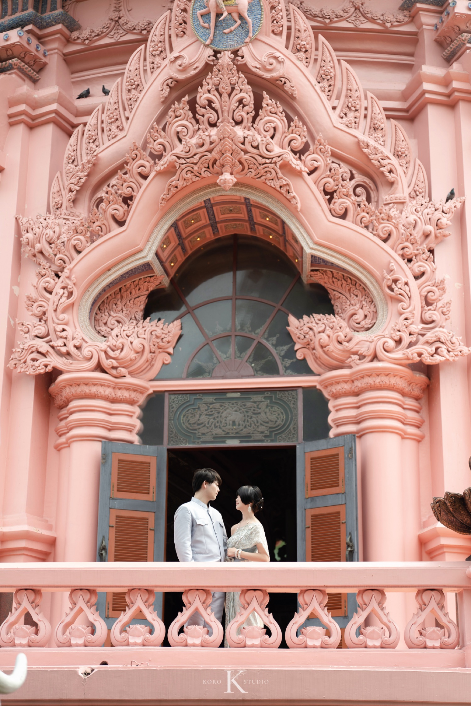 pre wedding at erawan museum 19 Maru & Uta's Enchanting Thai Pre-Wedding at The Erawan Museum
