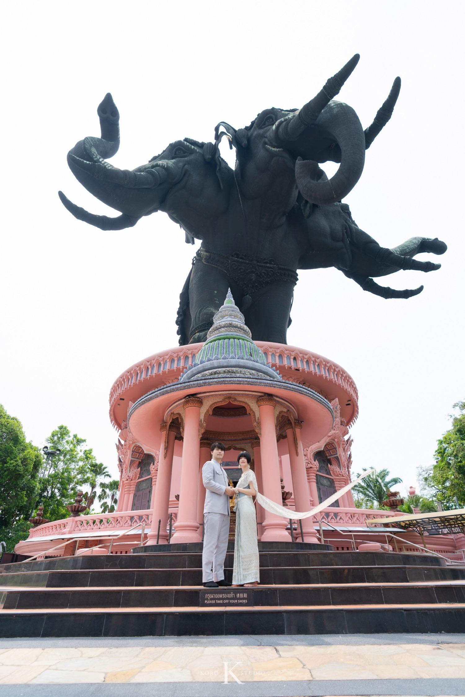 pre wedding at erawan museum 20 Maru & Uta's Enchanting Thai Pre-Wedding at The Erawan Museum