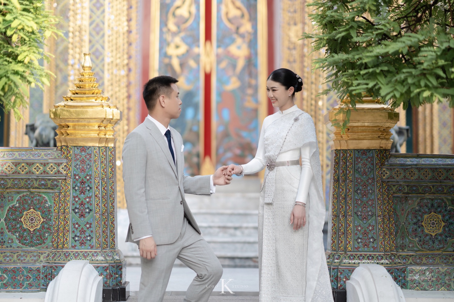 pear thailand wedding photos wat ratchabophit 41 ถ่ายภาพงานแต่งงานที่วัดราชบพิธฯ: ความสง่างามที่เรียบง่ายและเต็มไปด้วยความสุข