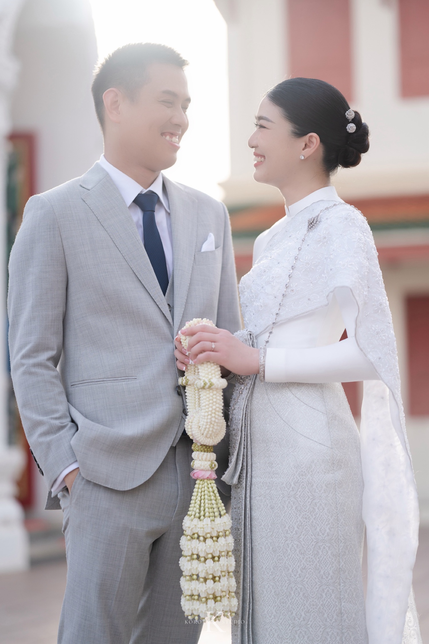 pear thailand wedding photos wat ratchabophit 52 ถ่ายภาพงานแต่งงานที่วัดราชบพิธฯ: ความสง่างามที่เรียบง่ายและเต็มไปด้วยความสุข