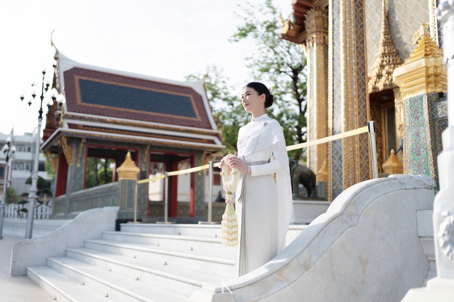 pear thailand wedding photos wat ratchabophit 60 ถ่ายภาพงานแต่งงานที่วัดราชบพิธฯ: ความสง่างามที่เรียบง่ายและเต็มไปด้วยความสุข